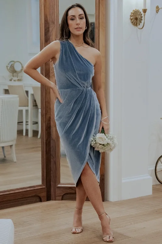 Chic Lounge Kourtney Velvet One Shoulder Midi Dress | Dusty Blue