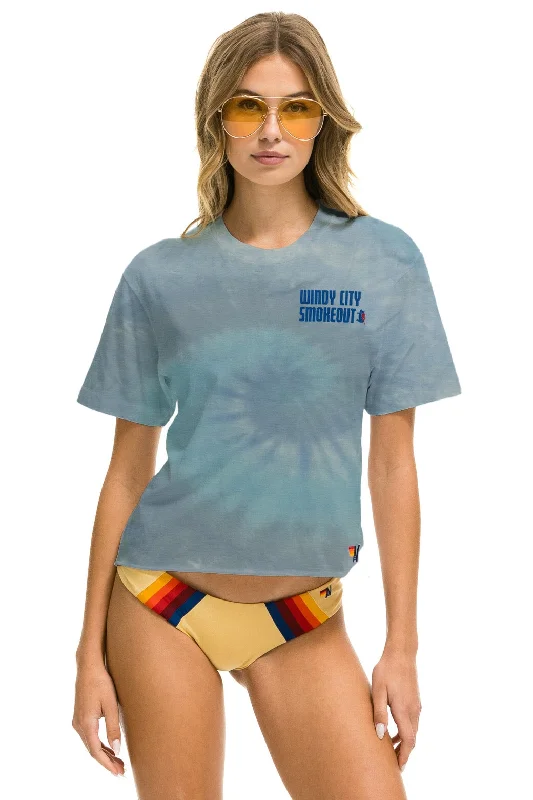 Trendy Looks WINDY CITY SMOKEOUT 2023 BOYFRIEND TEE - TIE DYE HEATHER BLUE