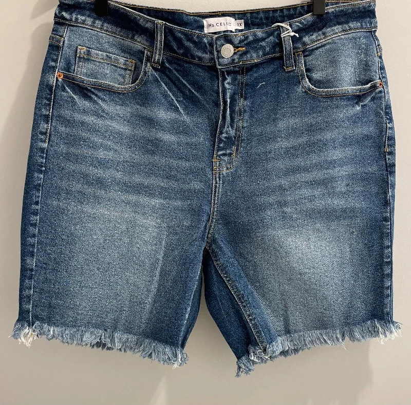 Cozy Sweaters Plus Size Rise Fryed Hem Bermuda Shorts