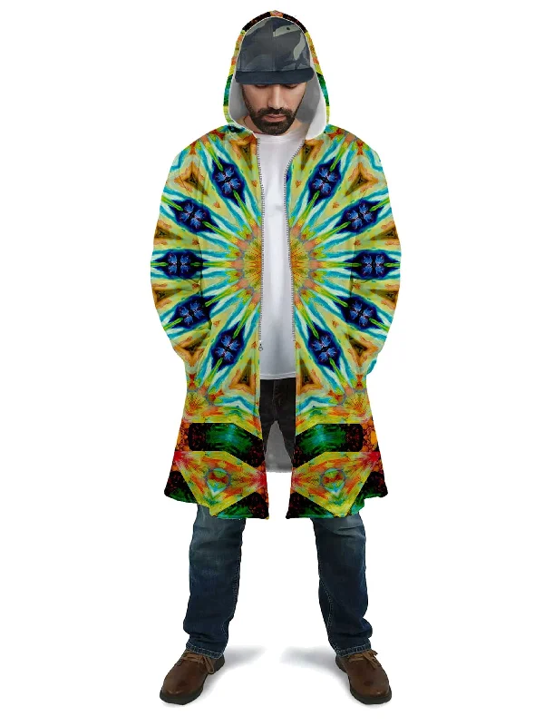 Trendy Comfort Peacock Spin Cloak