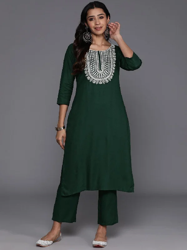 Simple Chic Green Yoke Design Wool Blend Straight Kurta Set
