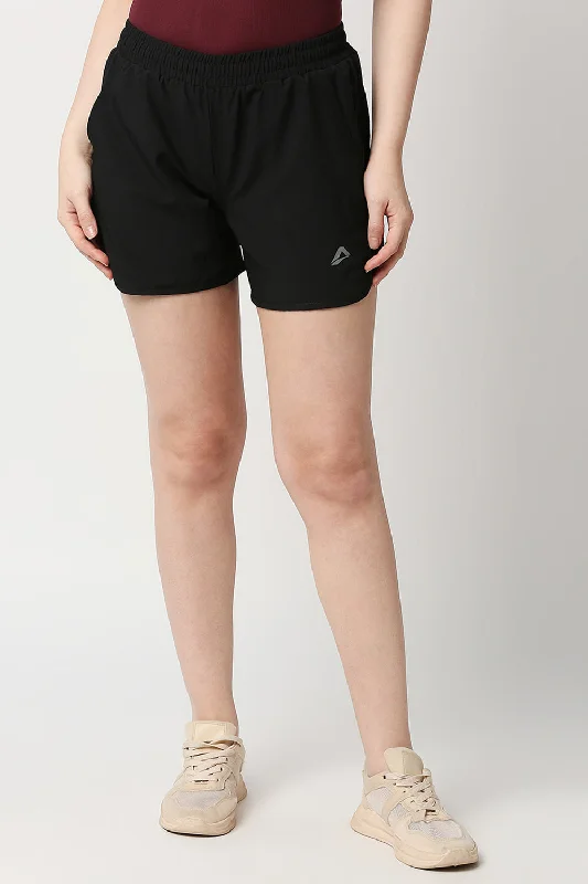 Relaxed Dresses Mesh-Panelled Performance Shorts
