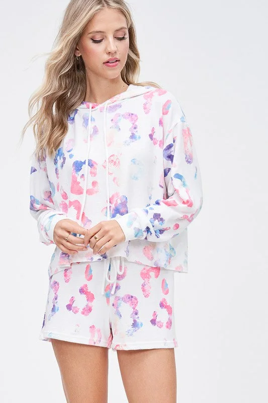 Casual Elegance Rainbow Leopard Shorts Set, Ivory