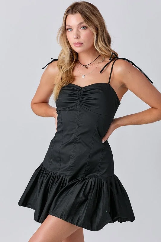 Fashion Comfort Cold shoulder dress Sweetheart Neckline Pleated Mini Dress