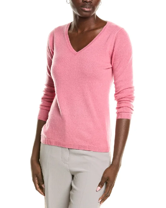 All-Day Comfort Knit with Bows sofiacashmere Modern V-Neck Cashmere Sweater