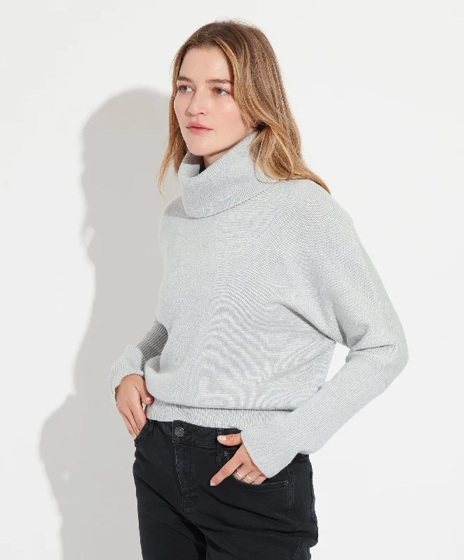 Breathable Comfort Bold Knit Sweater The Convertible Funnel