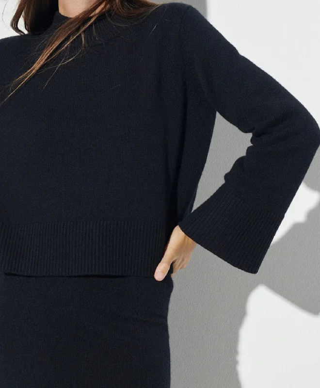 Cozy Fitting Scoop Neck Knit Top The Cult Crew