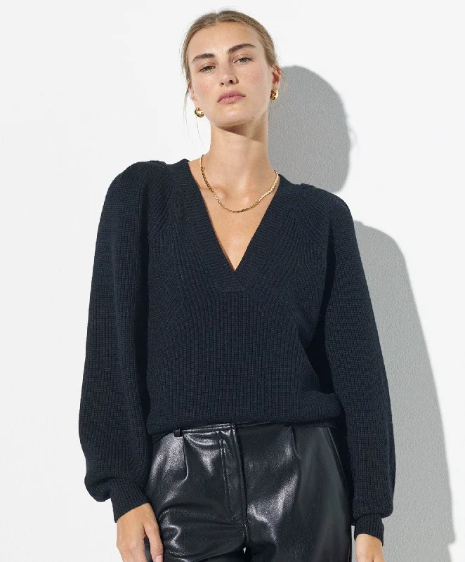 Urban Comfort Cardigan with Knit Detail The Must-Have V