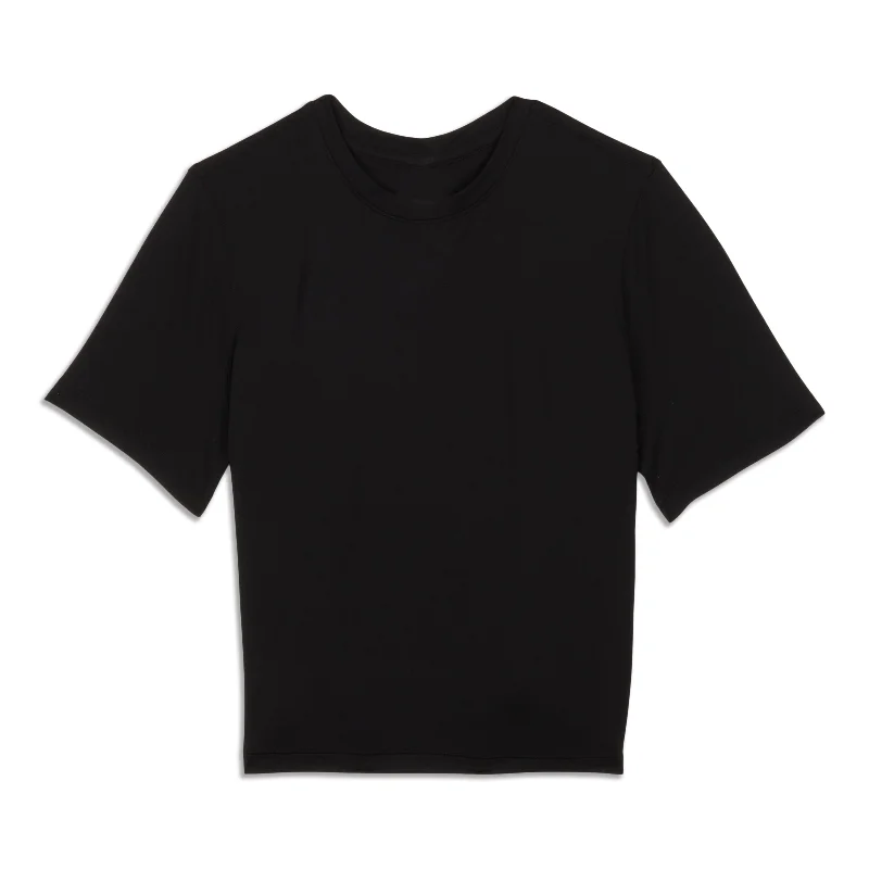 Relaxed Fashion Ultralight Waist-Length T-Shirt - Resale