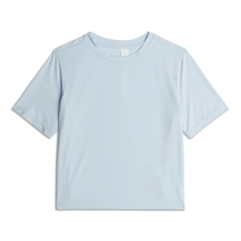 Trendy Dresses Ultralight Waist-Length T-Shirt - Resale