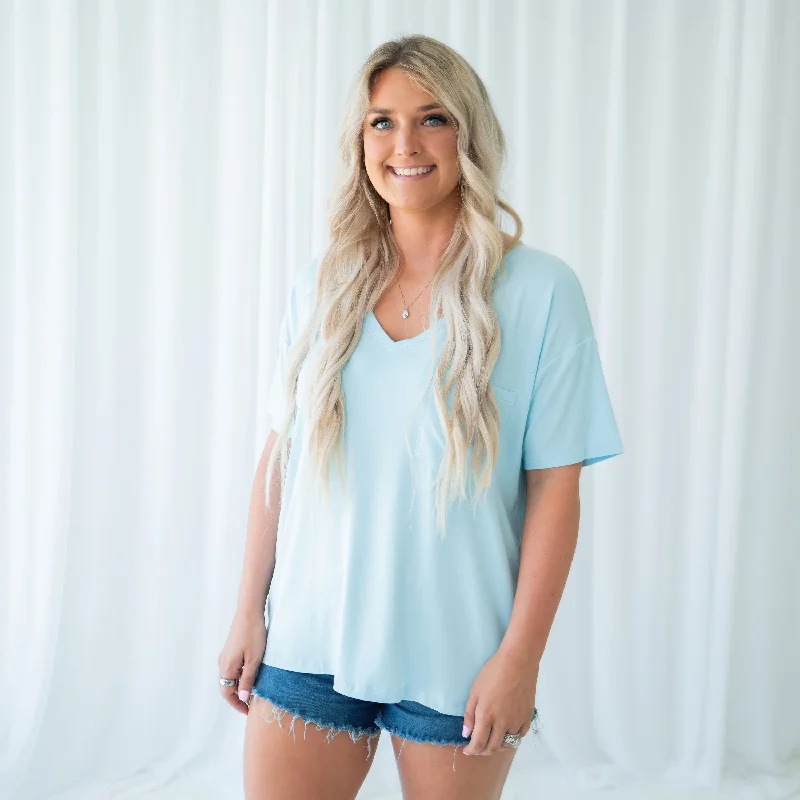 Breezy Style High-waisted pants style Women’s Relaxed Fit V-Neck in Powder