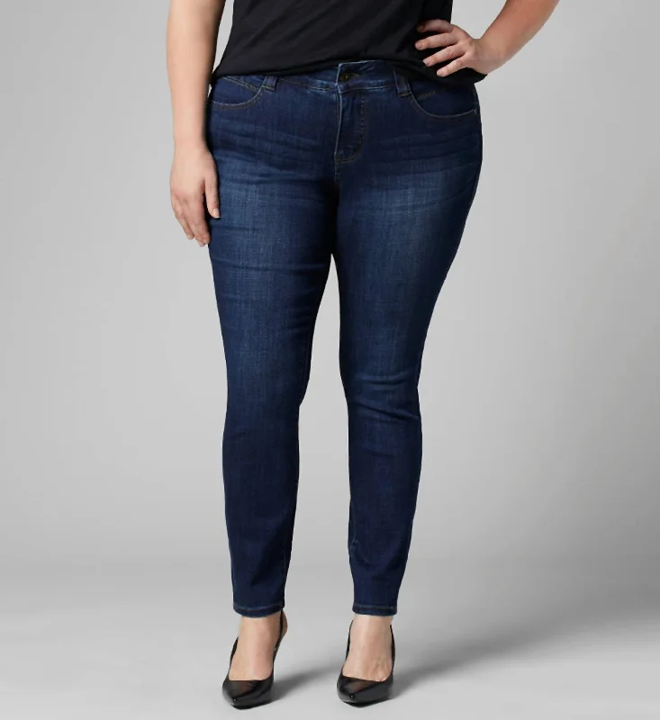 Cozy Shirts Soft wool trousers Cecilia Mid Rise Skinny Jean - Plus In Indigo