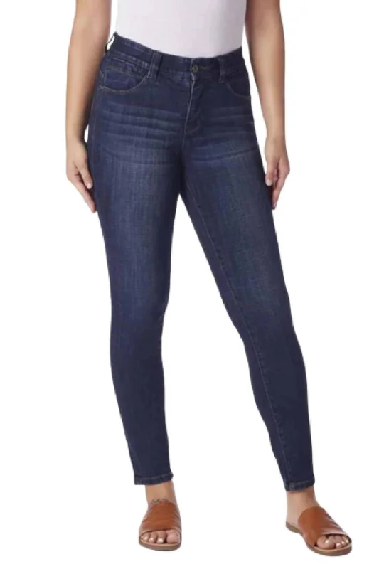 Chic Outfits Super skinny women’s pants Cecilia Skinny Mid-Rise Jeans In Night Breeze Chic Outfits Super skinny women’s pants Cecilia Skinny Mid-Rise Jeans In Night Breeze