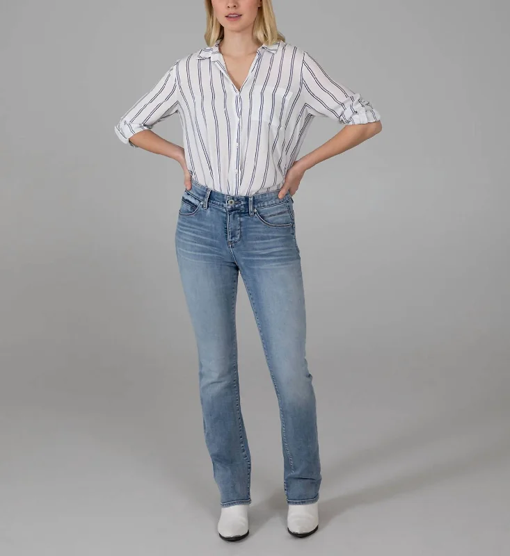 Relaxed Chic Functional cargo pants Eloise Mid Rise Bootcut Jean In Far-Rockaway