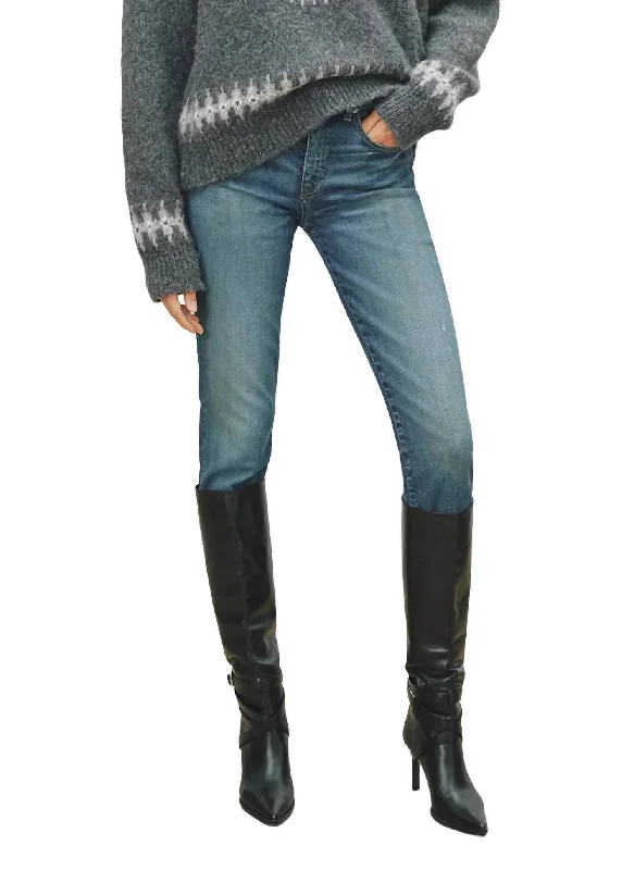 Cozy Outfit Bootcut leg trousers Jonas Skinny Jean In Medium Wash