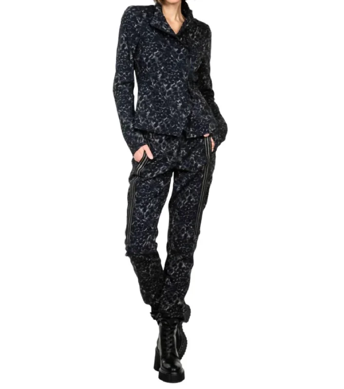 Cozy Fitting Military Trouser In Black/green