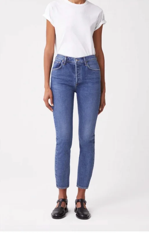 Soft Style Flattering high-waisted trousers Riley High Rise Straight Crop Jean In Transfer Soft Style Flattering high-waisted trousers Riley High Rise Straight Crop Jean In Transfer
