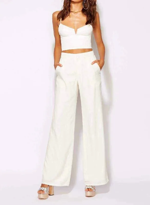 Easy Style Trent Wide Leg Pant In Pristine