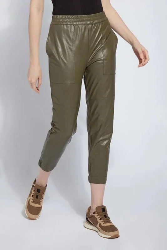 Effortless Wear Women's Brisk Leather Jogger In Green Ivy