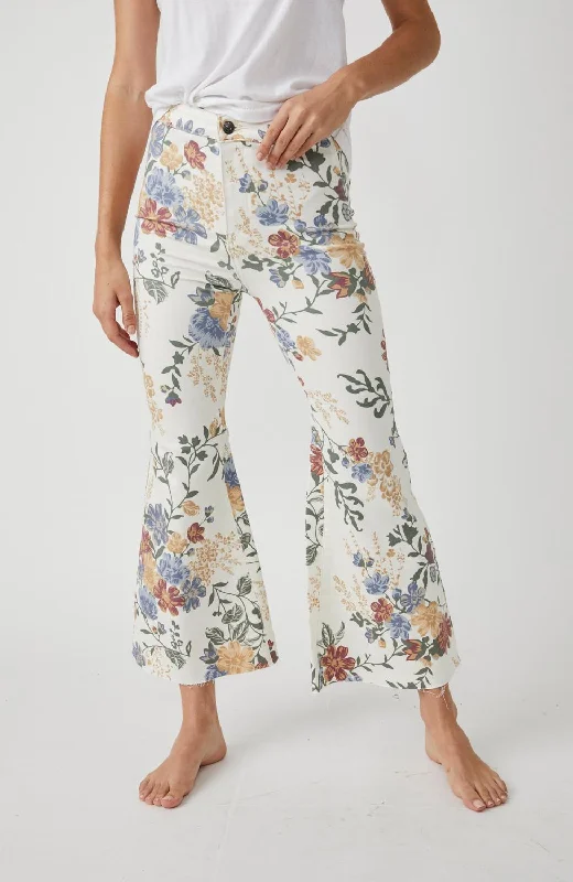 Warm Comfort Cropped wide-leg pants Youthquake Printed Crop Flare Jeans In Ivor Combo Warm Comfort Cropped wide-leg pants Youthquake Printed Crop Flare Jeans In Ivor Combo