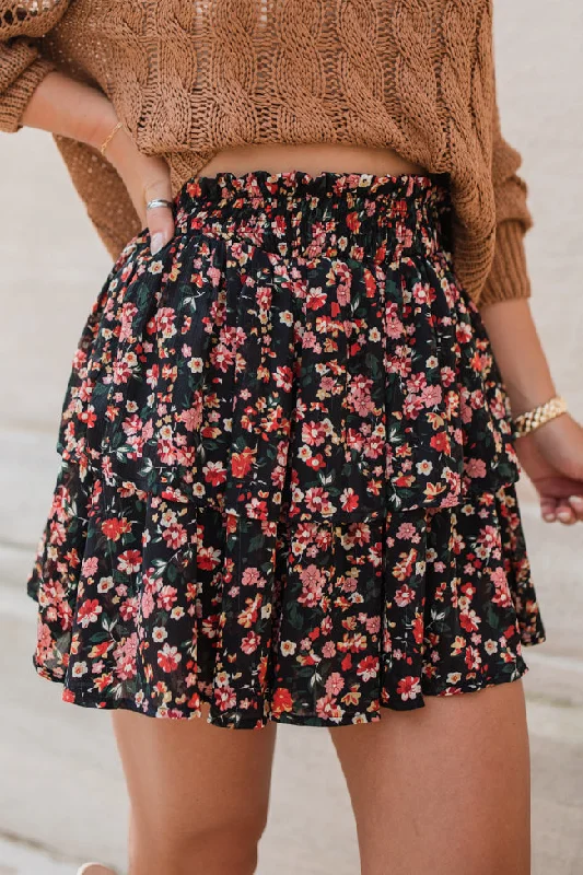 Cozy Outfit Denim A-line skirt Breezy Black Floral Tiered Skort