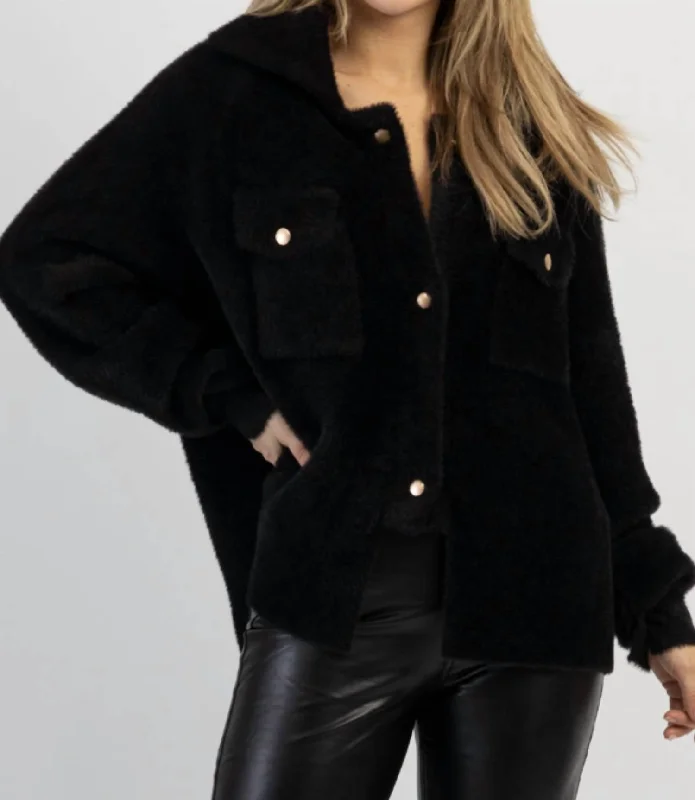 All-Day Comfort Sporty jacket Frankie Soft Fur Shacket In Black