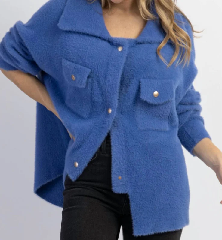 Weekend Style Heavy wool jacket Frankie Soft Fur Shacket In Blue