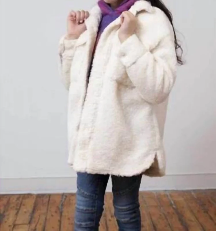 Easy Style Classic leather jacket Girl's Fleece Jacket In Ivory