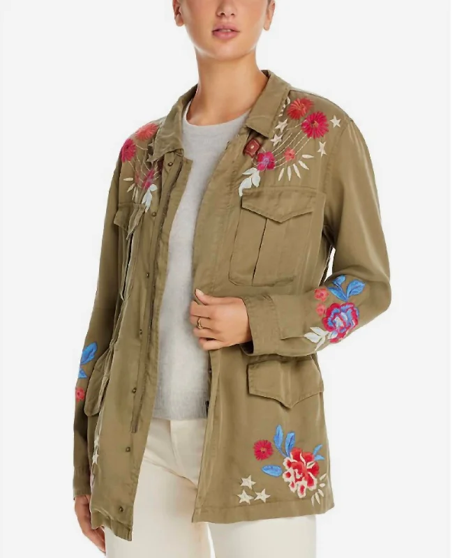 Minimal Comfort Full-sleeve bomber jacket Mika Paris Drawstring Jacket In Green