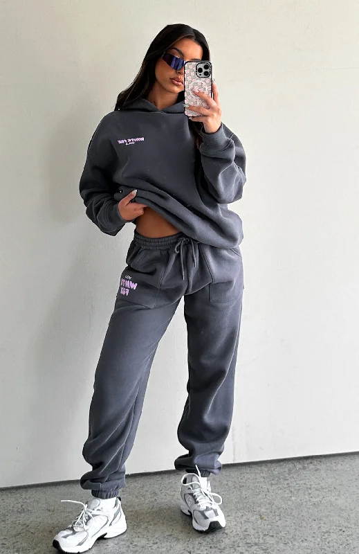 Cozy Apparel Fitted leggings Offstage Sweatpants Volcanic