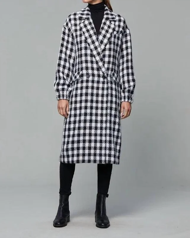 Chic Relaxation Statement jacket Plaid Trench Coat In White/black