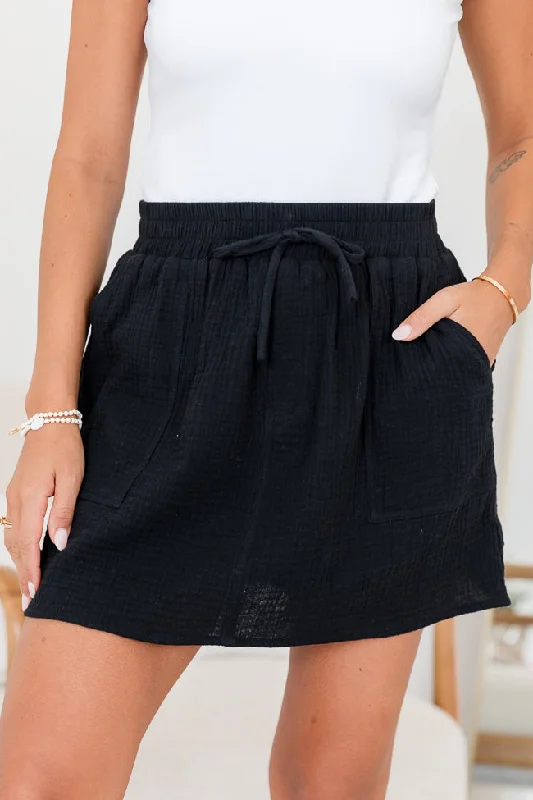 Simple Chic Leather pencil skirt There For You Black Gauze Skort