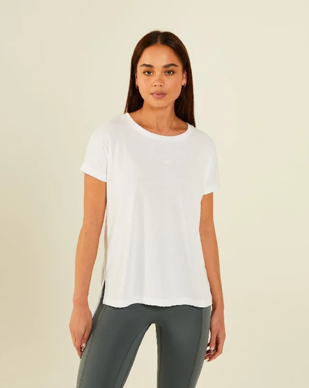Comfortable Dresses Gym shorts Jade Tee Optic White