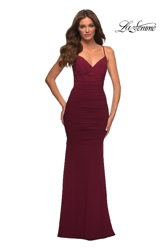 Chic Lounge La Femme 30402 Dresses