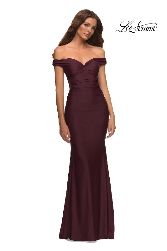 Urban Chic La Femme 30449 Dresses