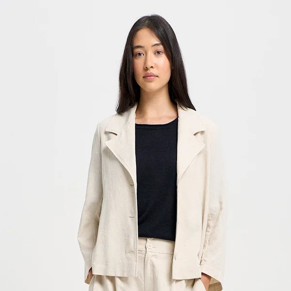Outerwear & Jacket
